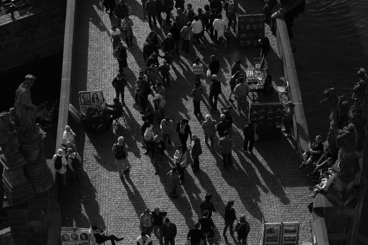 People on the Charles bridge