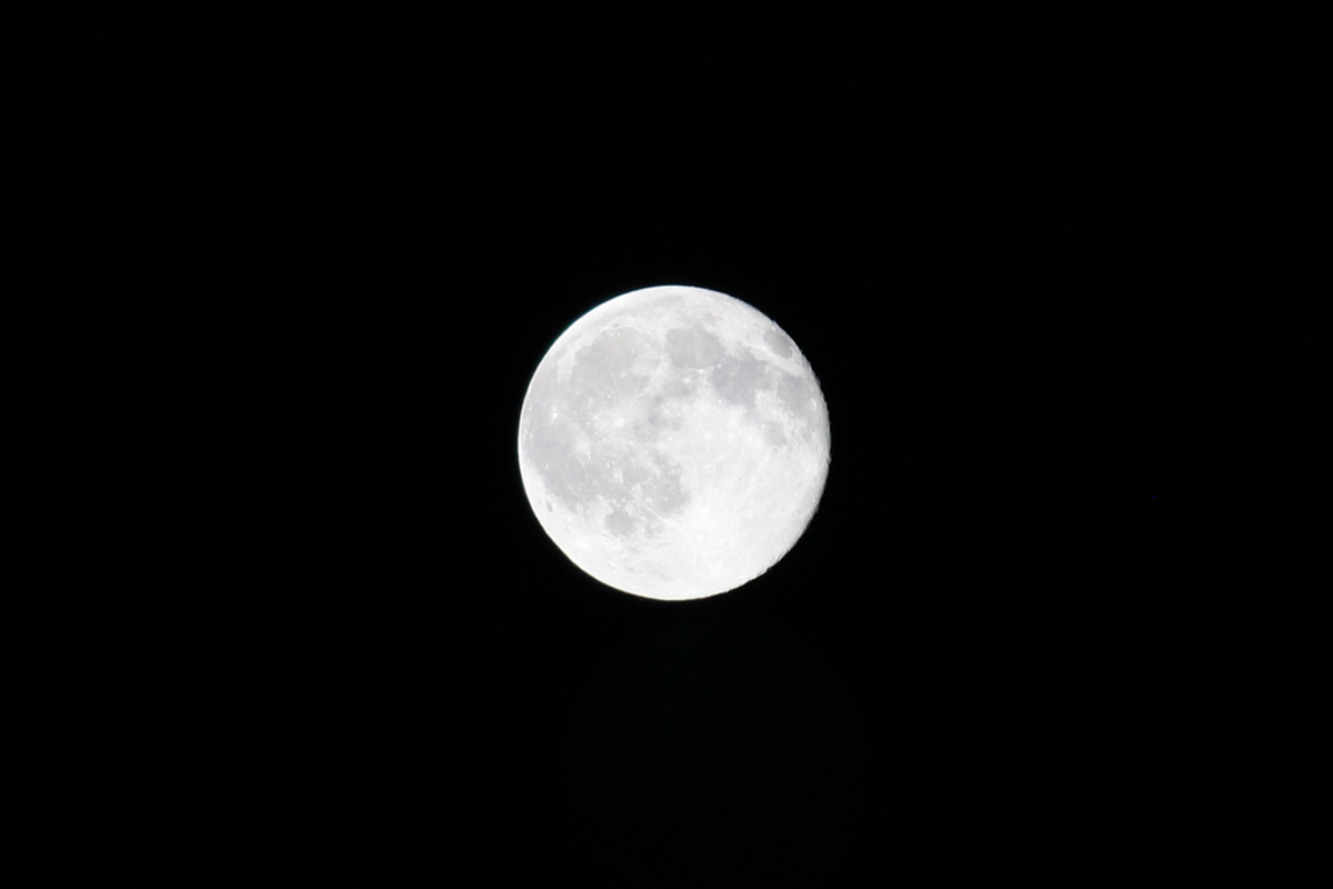 Zoomed full moon