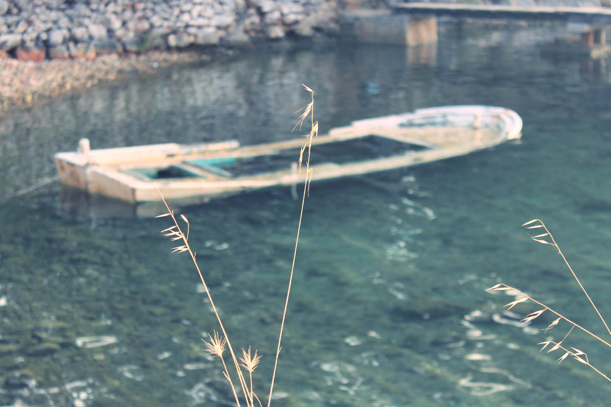 Sunken boat in Mali Losinj